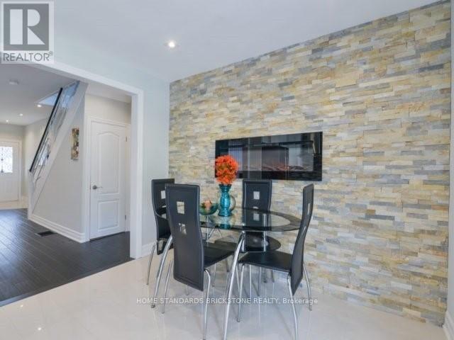66 Hounslow Heath Road, Toronto, Ontario  M6N 1G8 - Photo 4 - W12475090