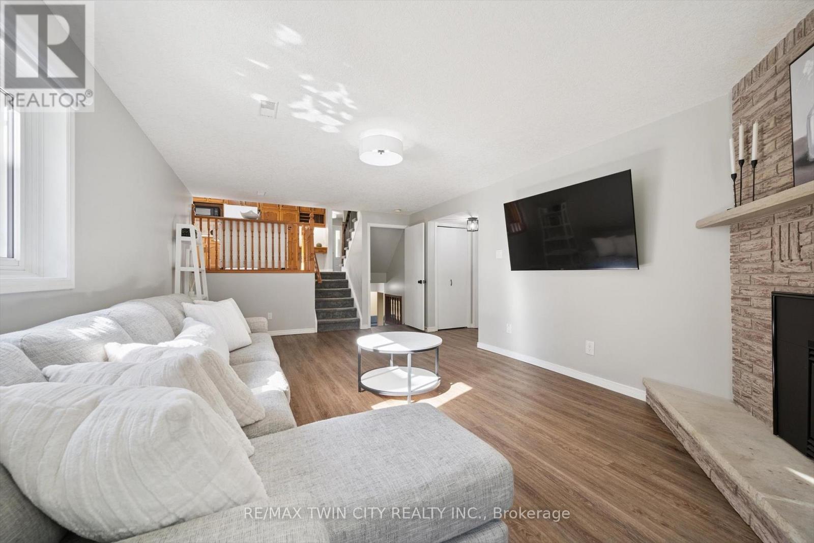 115 Yellow Birch Drive, Kitchener, Ontario  N2N 2N3 - Photo 26 - X12475071