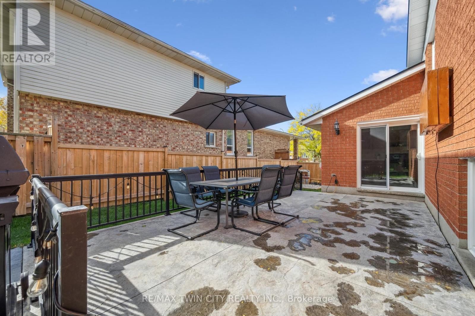 115 Yellow Birch Drive, Kitchener, Ontario  N2N 2N3 - Photo 36 - X12475071