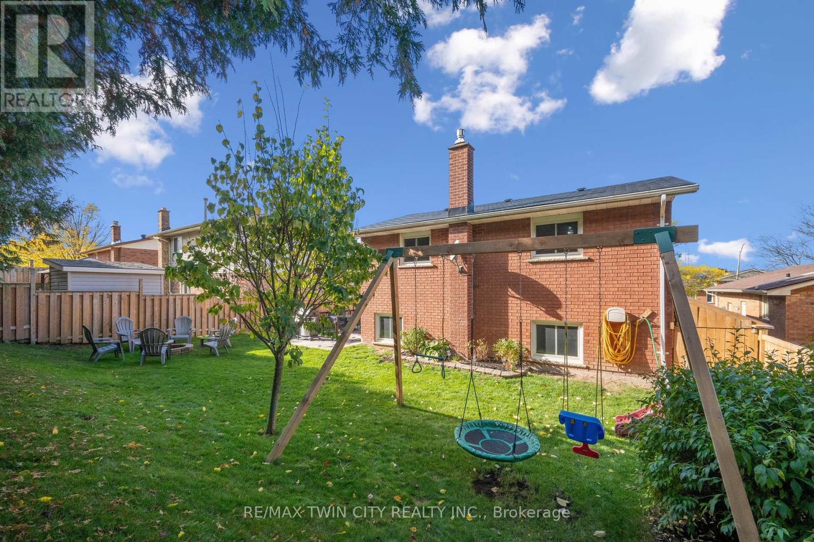 115 Yellow Birch Drive, Kitchener, Ontario  N2N 2N3 - Photo 39 - X12475071