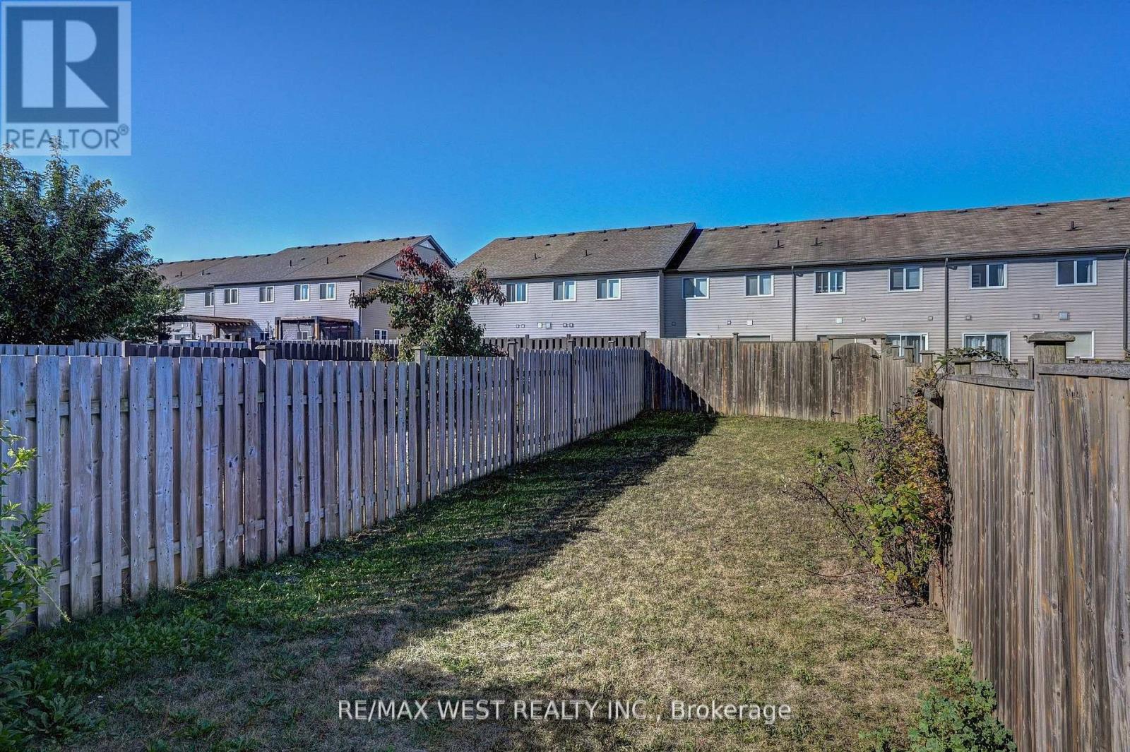 21 Machado Street, Kitchener, Ontario  N2R 0C1 - Photo 40 - X12475083