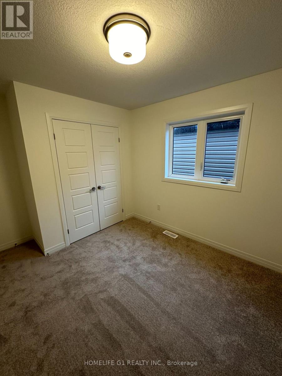 82 Hitchman Street, Brant, Ontario  N3L 0M1 - Photo 22 - X12475092