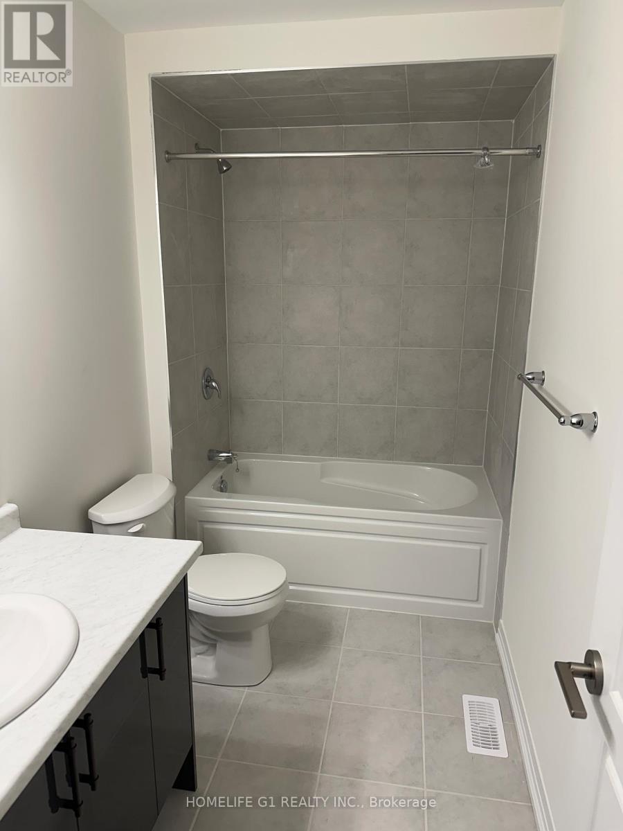 82 Hitchman Street, Brant, Ontario  N3L 0M1 - Photo 29 - X12475092