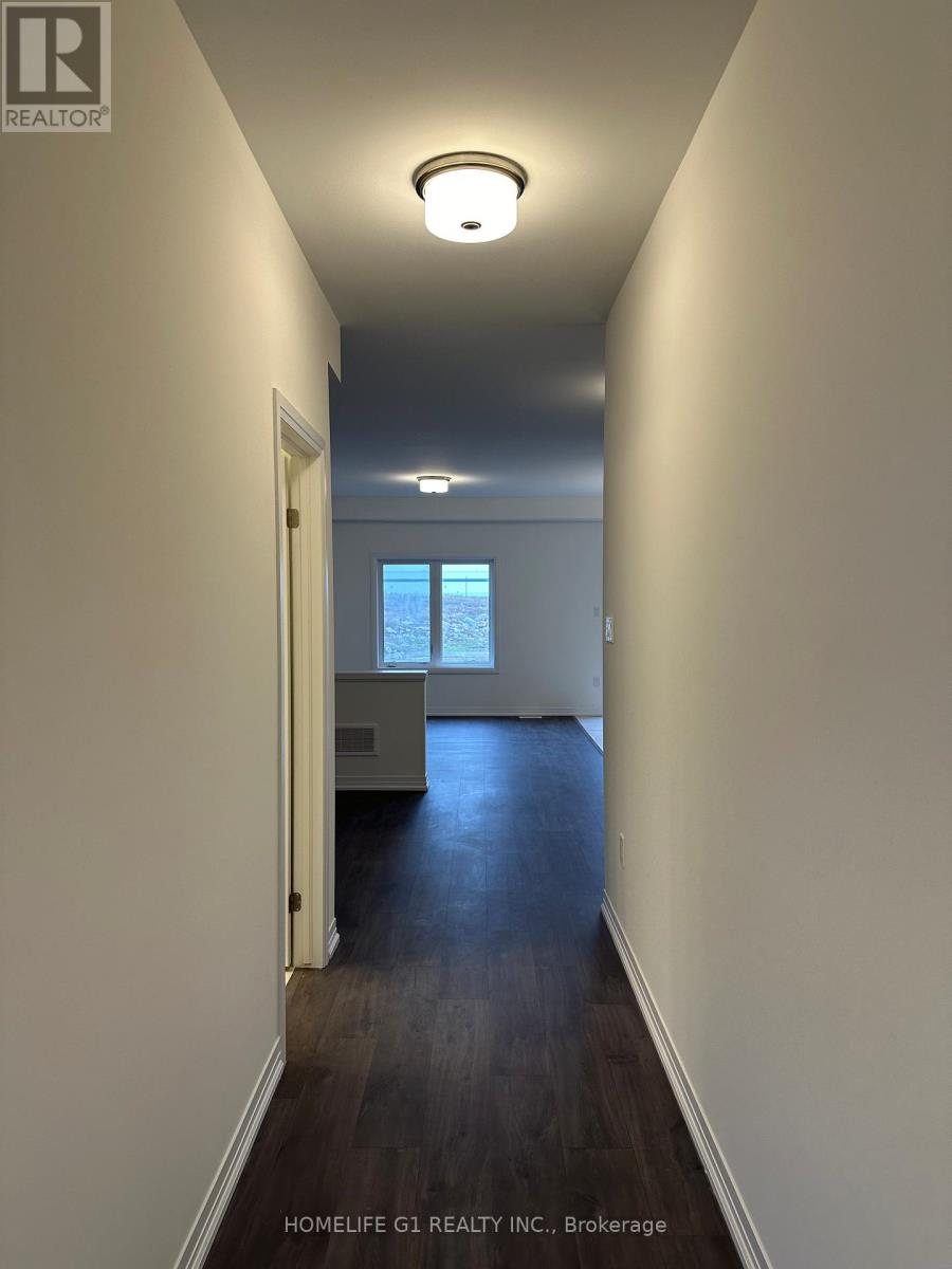 82 Hitchman Street, Brant, Ontario  N3L 0M1 - Photo 4 - X12475092