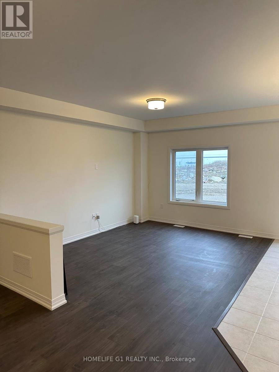 82 Hitchman Street, Brant, Ontario  N3L 0M1 - Photo 6 - X12475092