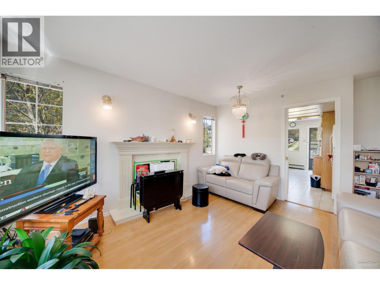 4502 Nanaimo Street, Vancouver, British Columbia  V5N 5J4 - Photo 5 - R3060772