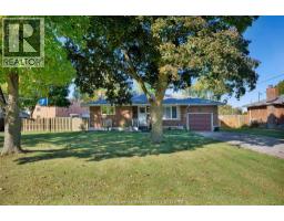 11 Highland DRIVE, Wallaceburg, Ontario