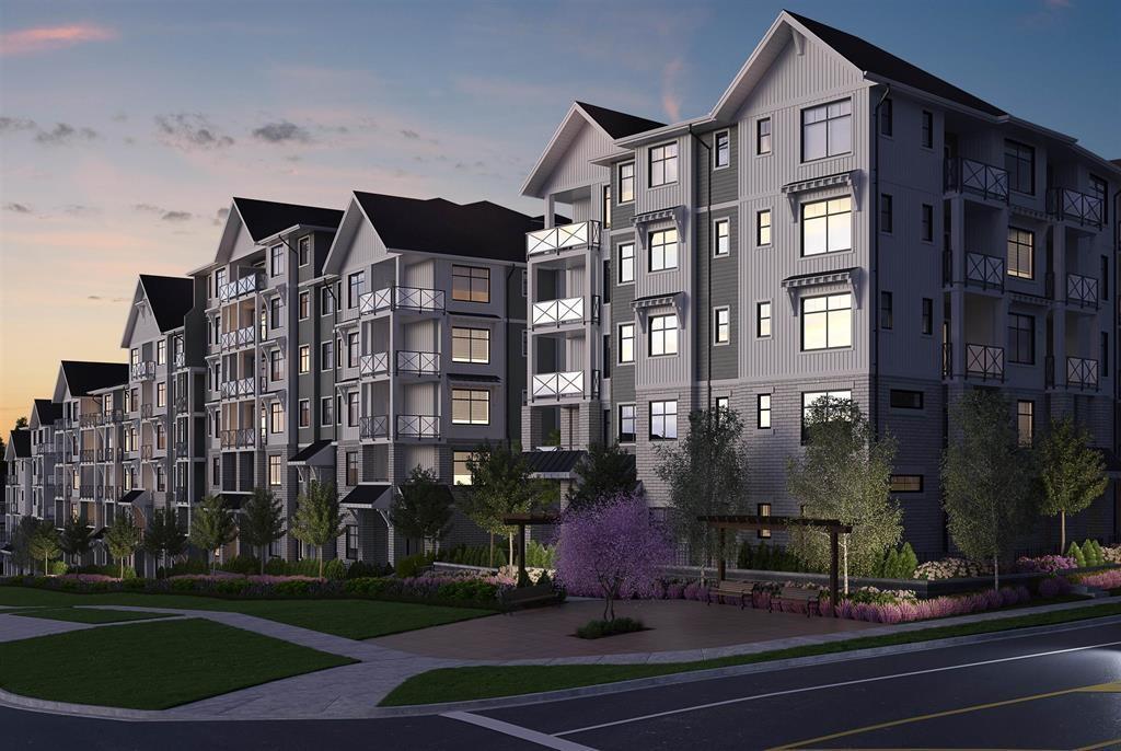 304 3317 148 STREET, Surrey, British Columbia
