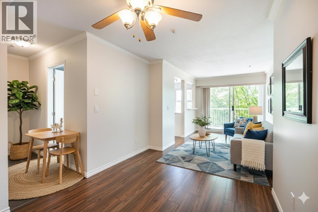 102 135 Eleventh Street, New Westminster, British Columbia  V3M 4C7 - Photo 4 - R3060497