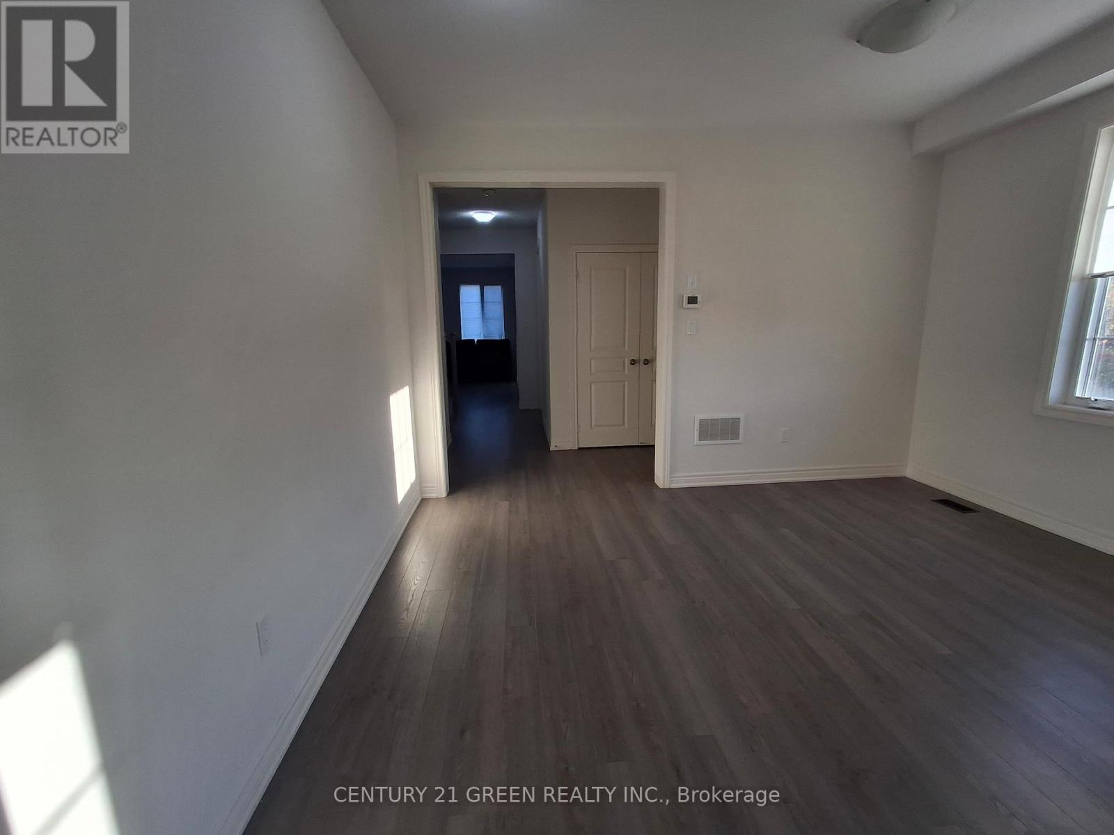 85 Riverwalk Drive N, Hamilton, Ontario  L8B 0A8 - Photo 10 - X12472894