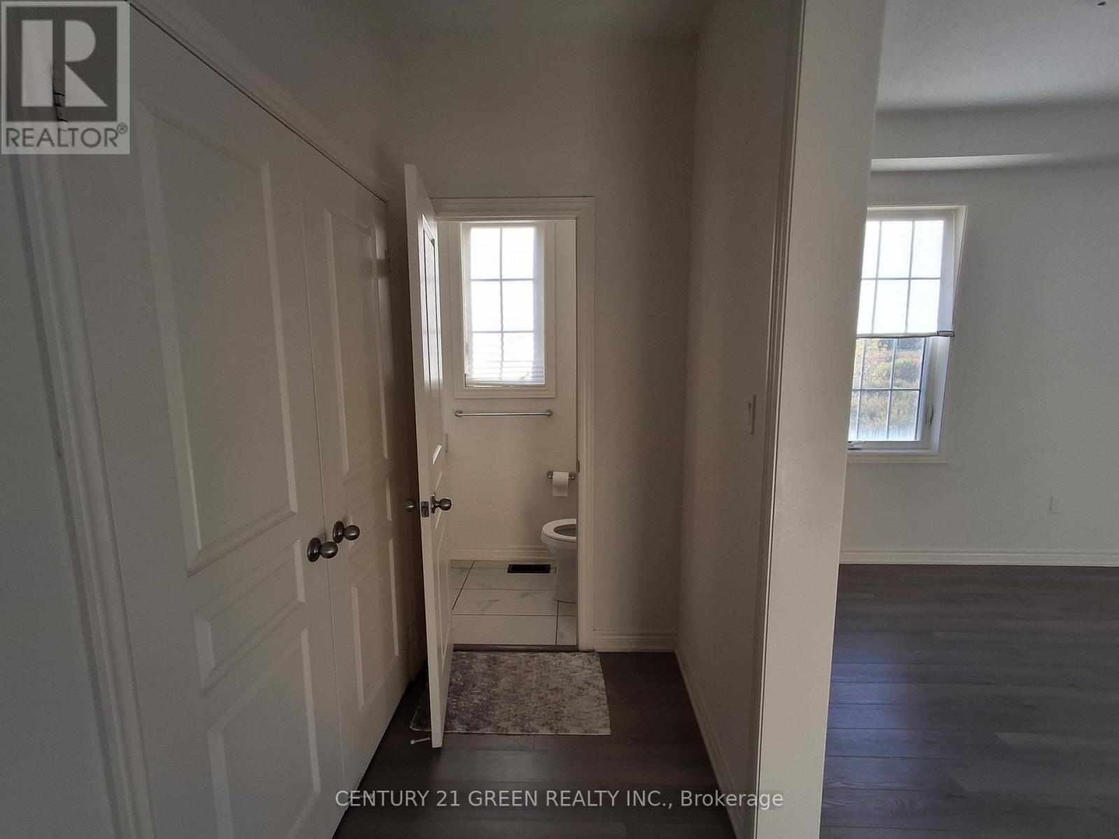 85 Riverwalk Drive N, Hamilton, Ontario  L8B 0A8 - Photo 9 - X12472894