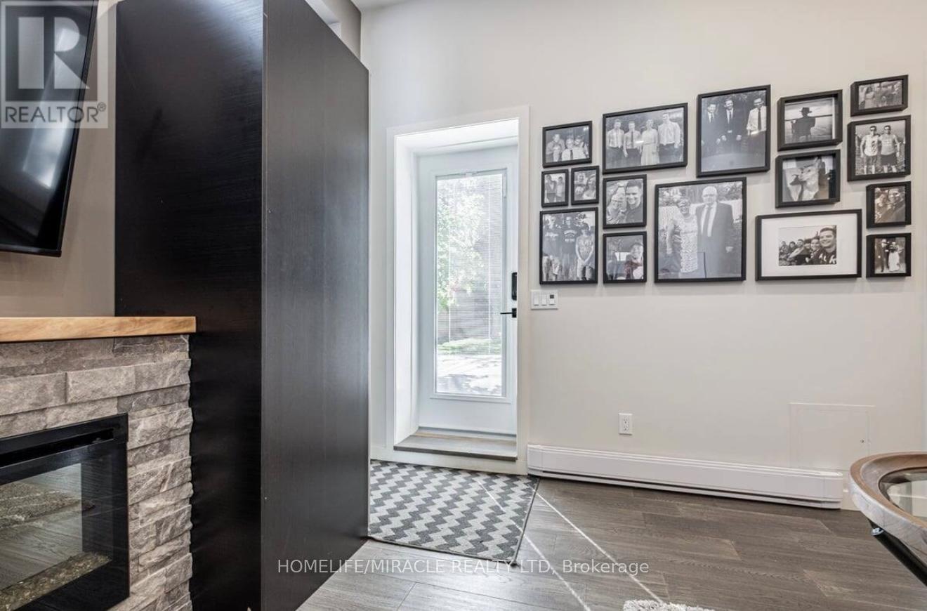 Laneway Suite - 51 Mcmurray Avenue, Toronto, Ontario  M6P 2T2 - Photo 6 - W12475096