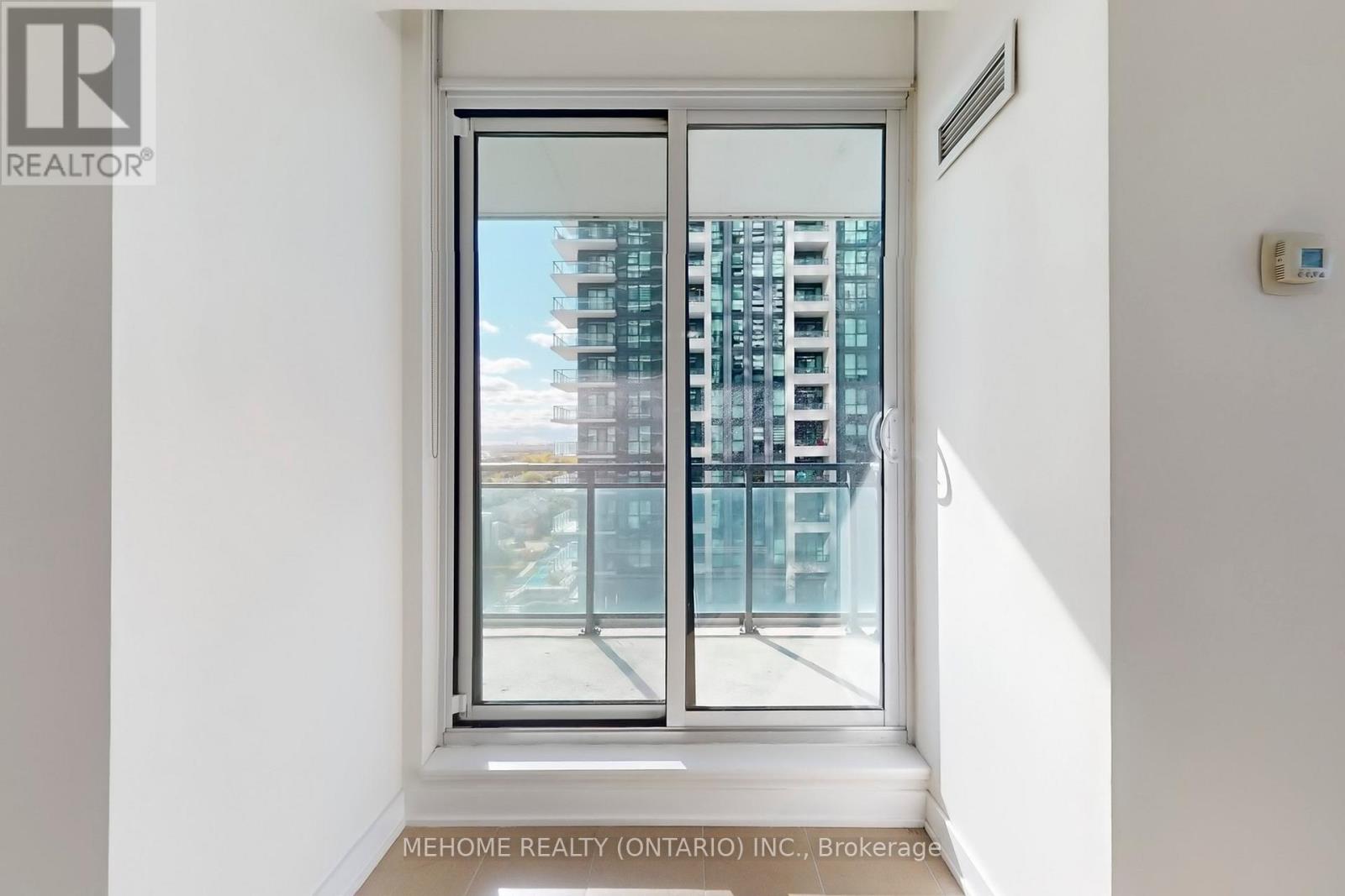 806 - 4065 Brickstone Mews, Mississauga, Ontario  L5B 0G3 - Photo 13 - W12475097