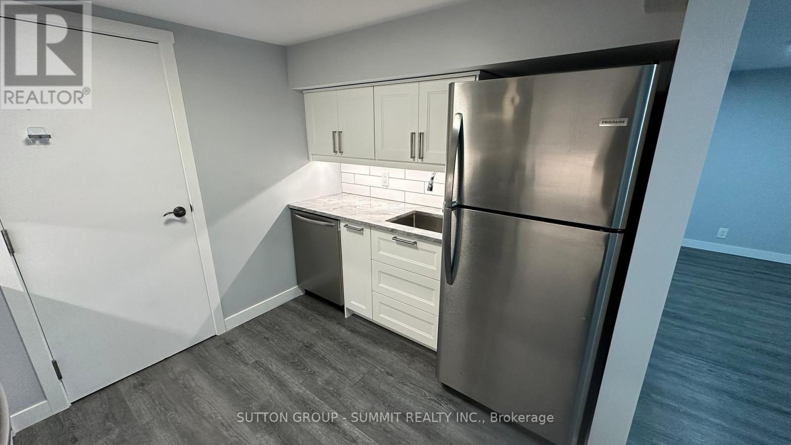 12 Brampton Road, Toronto, Ontario  M9R 3J1 - Photo 12 - W12475101