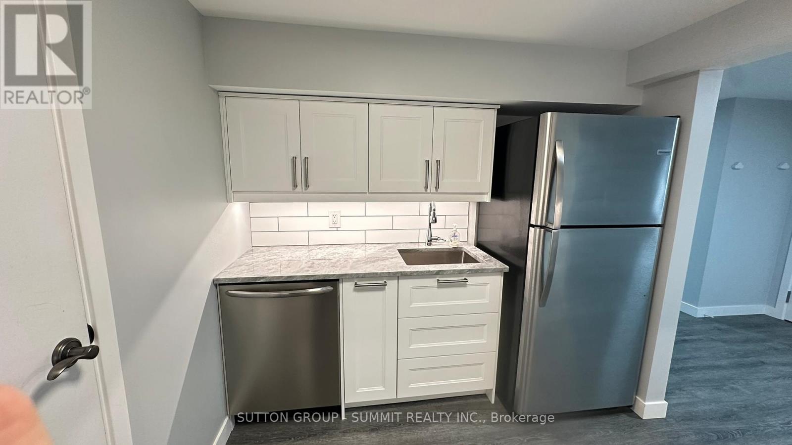 12 Brampton Road, Toronto, Ontario  M9R 3J1 - Photo 14 - W12475101