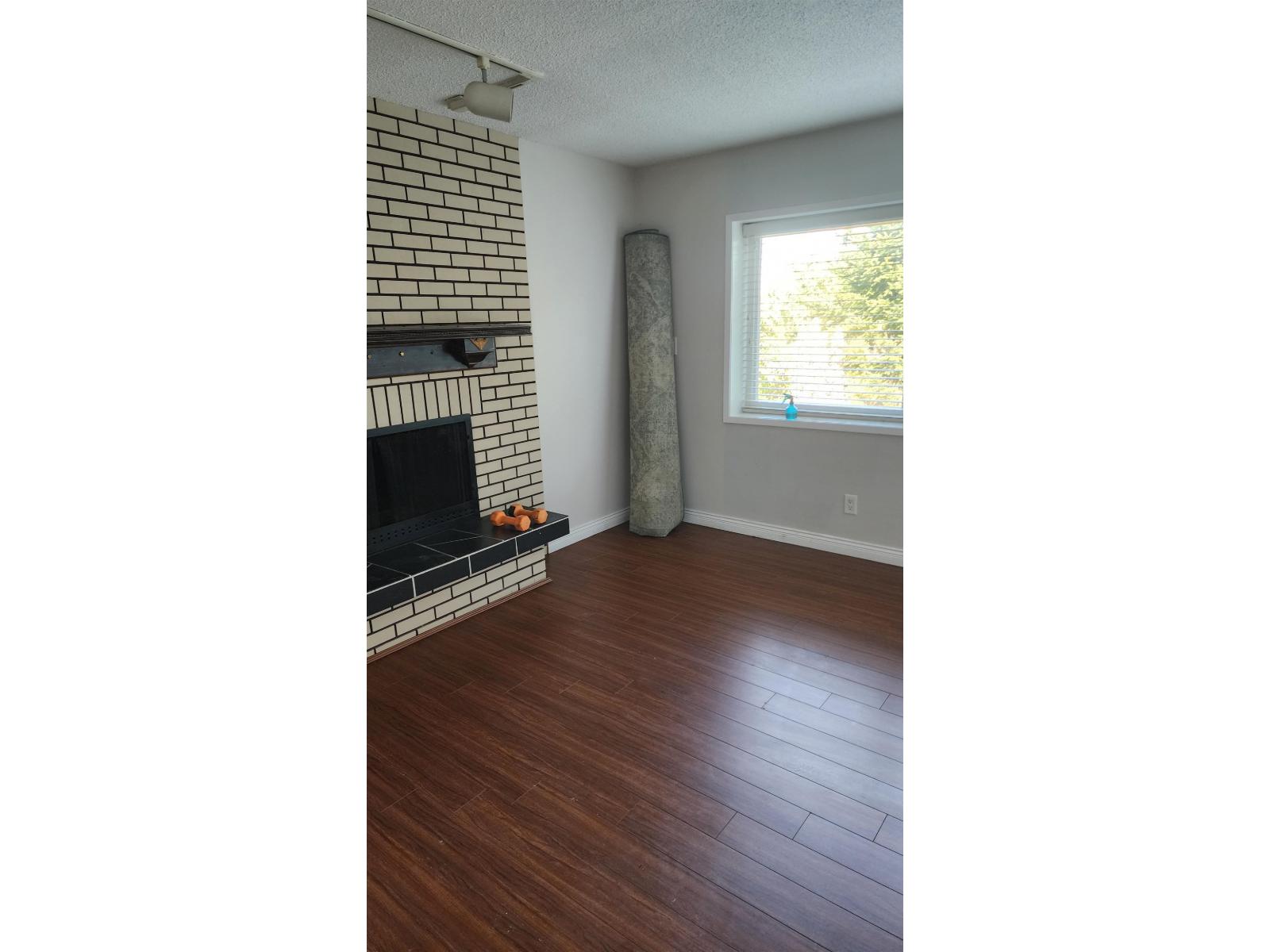 11513 Bailey Crescent, Surrey, British Columbia  V3V 2V2 - Photo 5 - R3060685