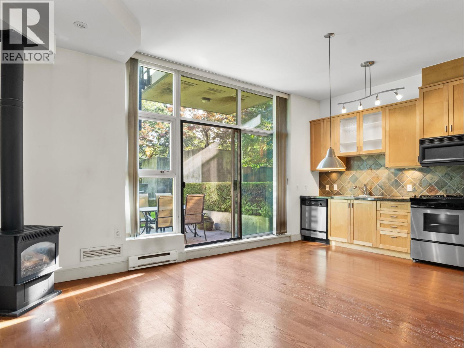 110 8988 Hudson Street, Vancouver, British Columbia  V6P 6Z1 - Photo 3 - R3060121