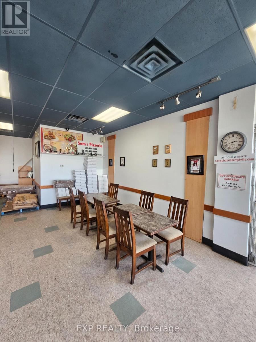 712 Rideau Street W, North Grenville, Ontario  K0G 1J0 - Photo 2 - X12475108