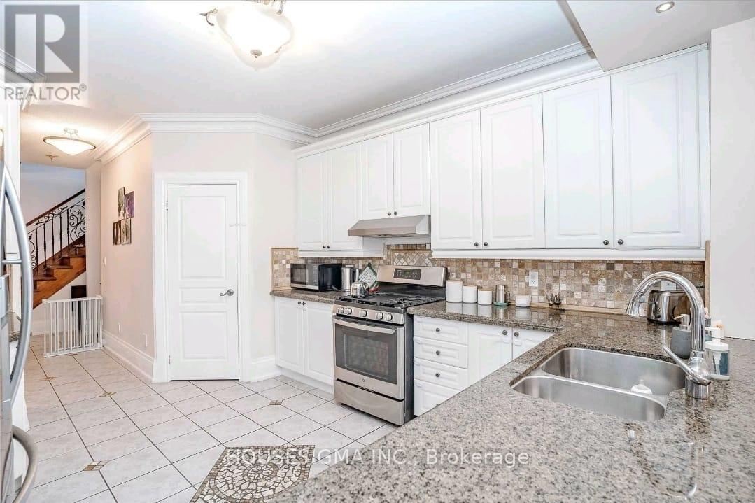 15 Silverado Trail, Vaughan, Ontario  L4H 1V7 - Photo 8 - N12471718