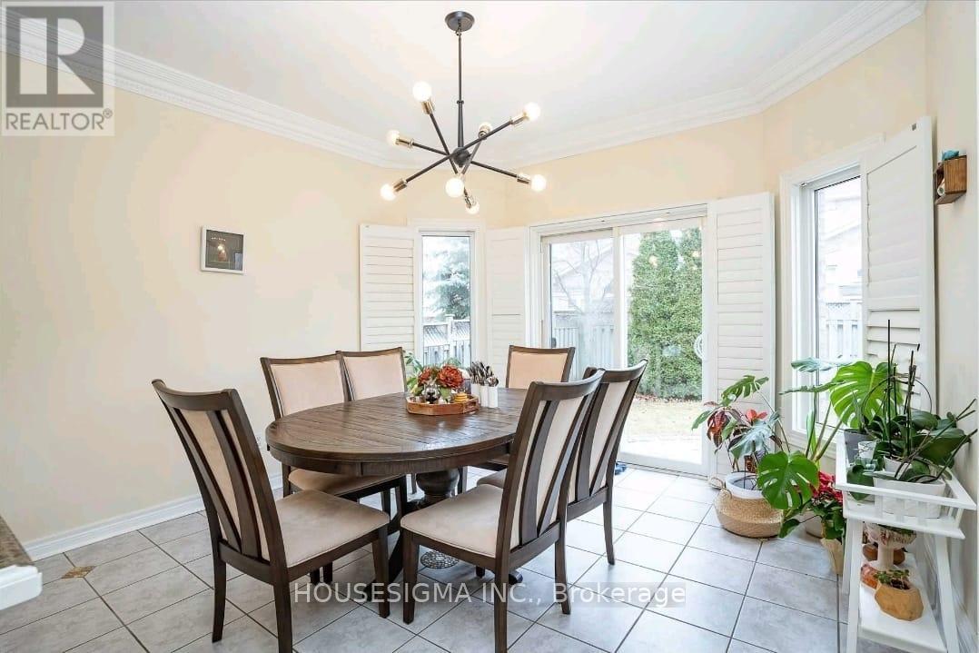 15 Silverado Trail, Vaughan, Ontario  L4H 1V7 - Photo 9 - N12471718