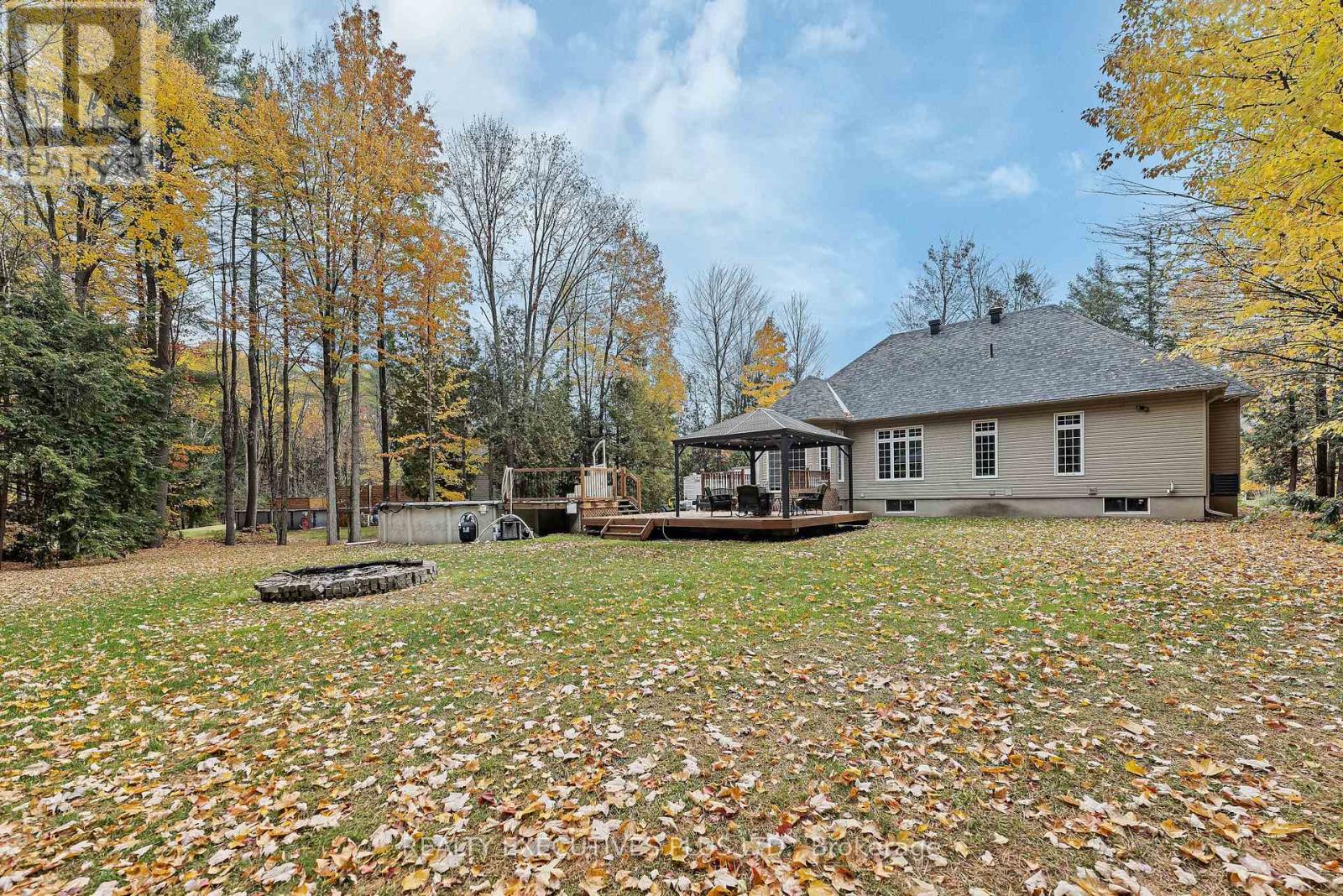 2660 Dubois Street, Clarence-Rockland, Ontario  K4K 1K7 - Photo 31 - X12474466