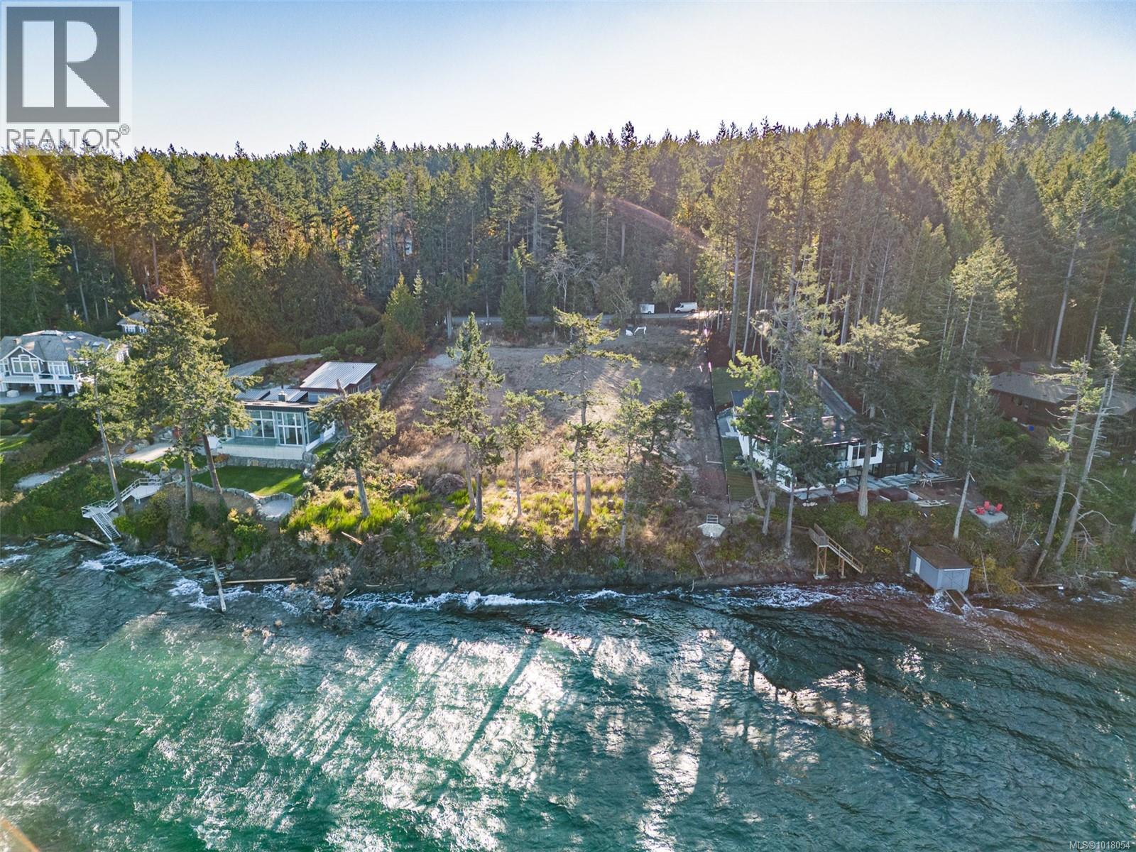 760 Lands End Rd, North Saanich, British Columbia