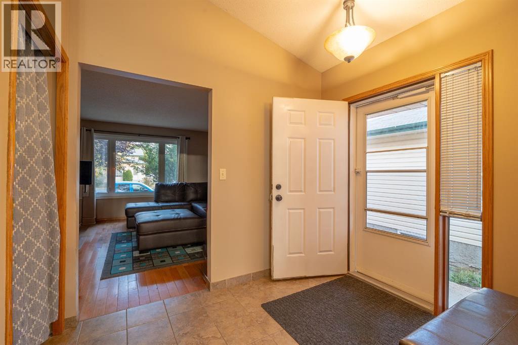 14 Edgington Avenue, Red Deer, Alberta  T4R 2K9 - Photo 24 - A2259870