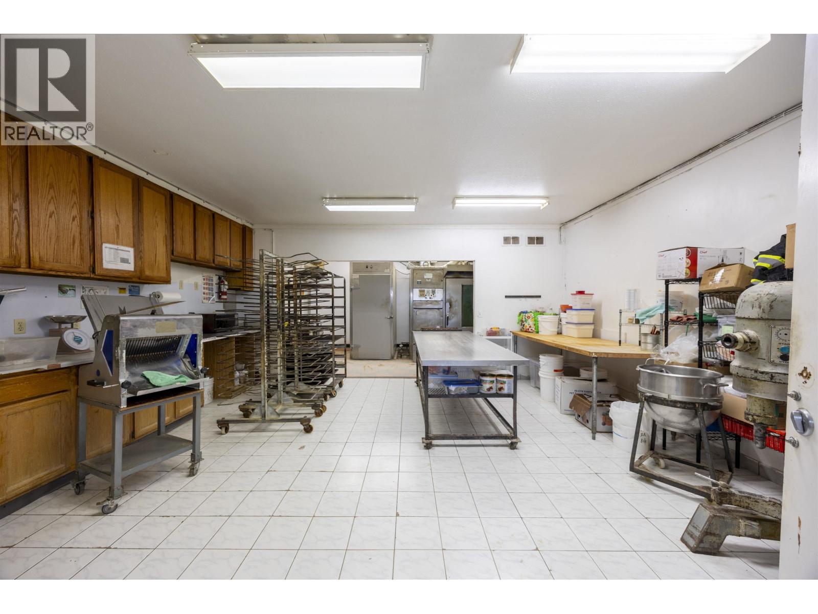 Unknown Address, , - Photo 3 - C8073069