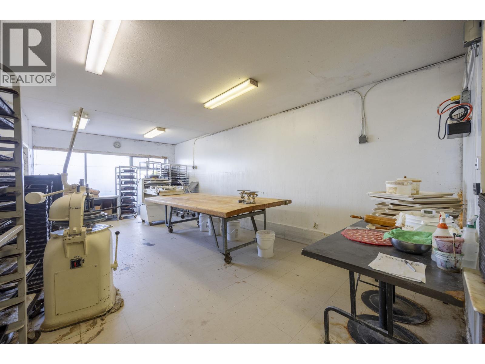 Unknown Address, , - Photo 13 - C8073069