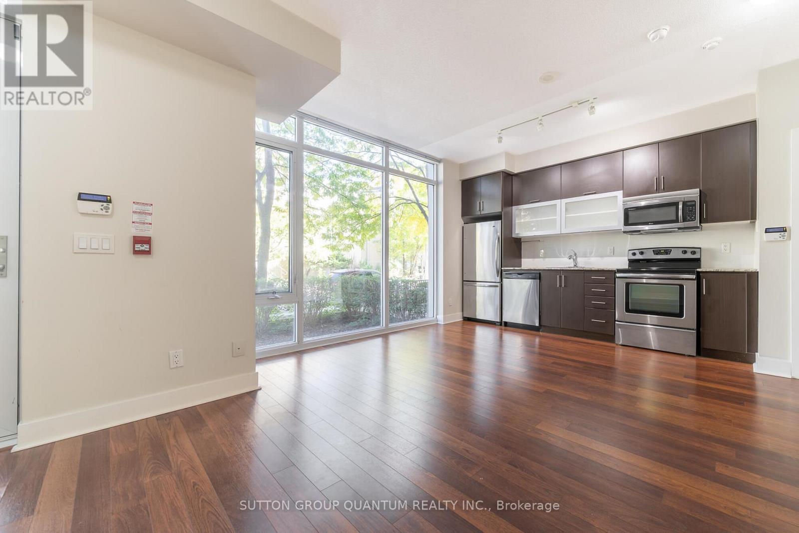 Th111 - 90 Stadium Road, Toronto, Ontario  M5V 3W5 - Photo 11 - C12475103