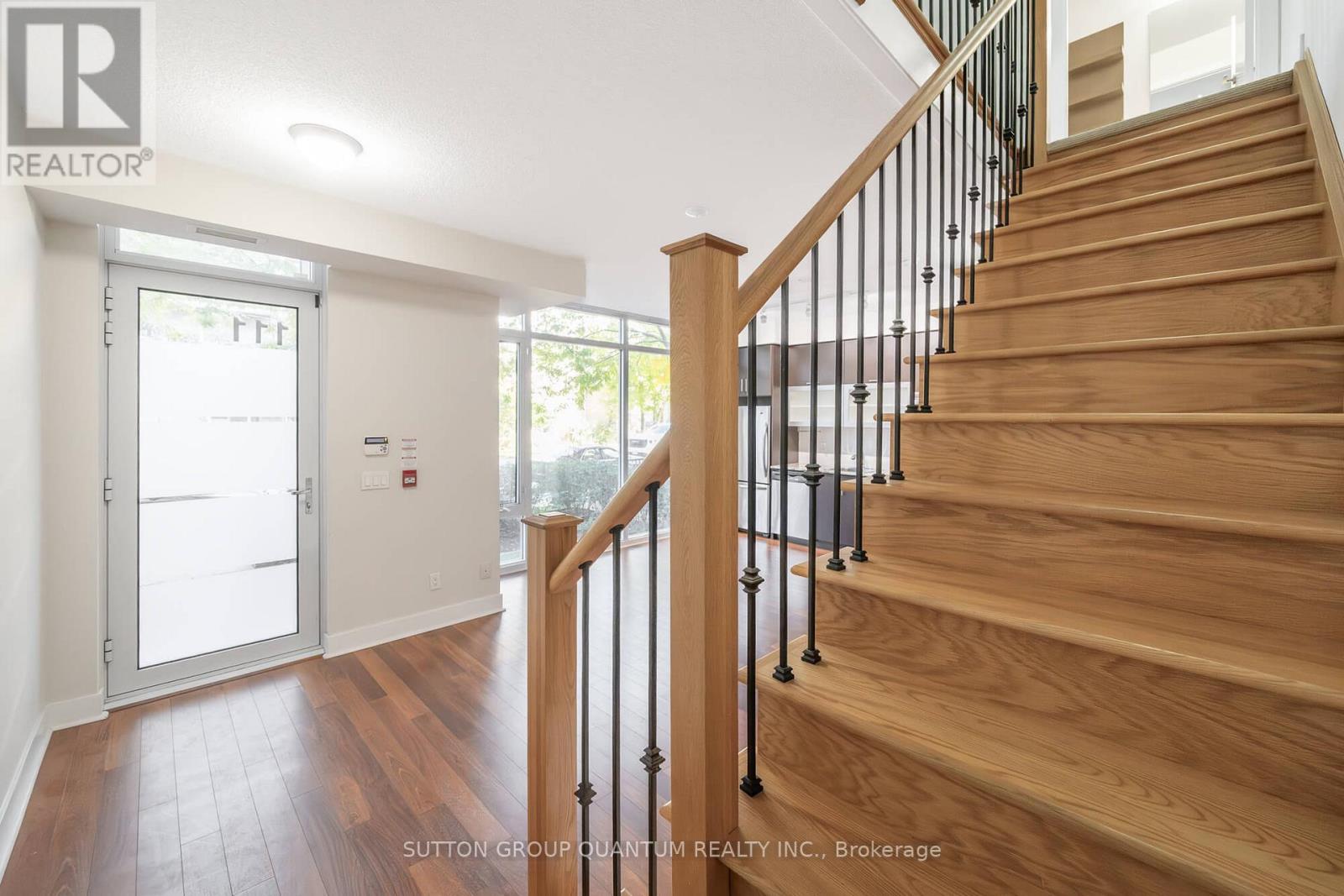 Th111 - 90 Stadium Road, Toronto, Ontario  M5V 3W5 - Photo 17 - C12475103