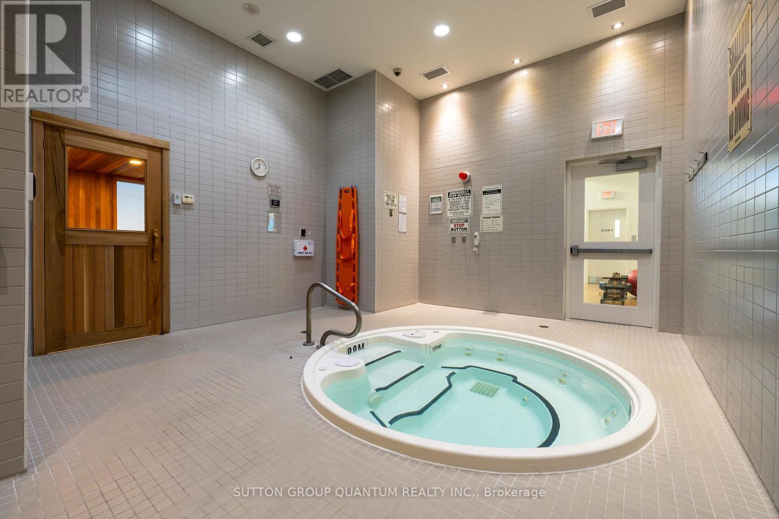 Th111 - 90 Stadium Road, Toronto, Ontario  M5V 3W5 - Photo 37 - C12475103