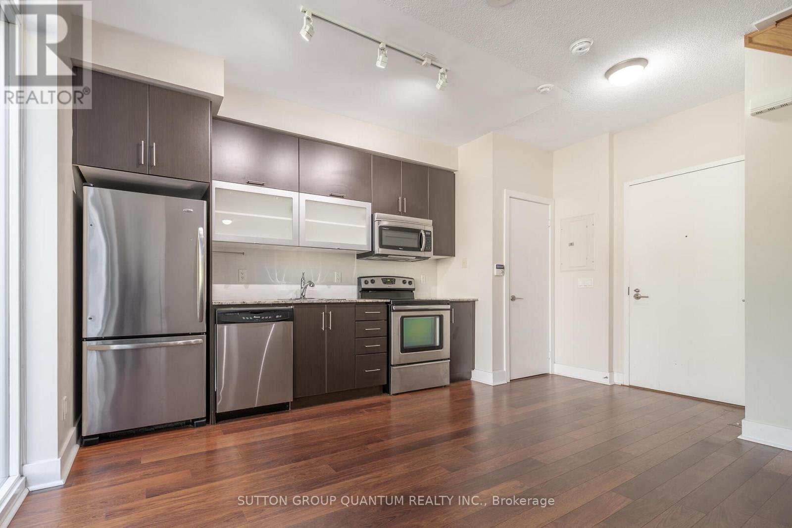 Th111 - 90 Stadium Road, Toronto, Ontario  M5V 3W5 - Photo 7 - C12475103