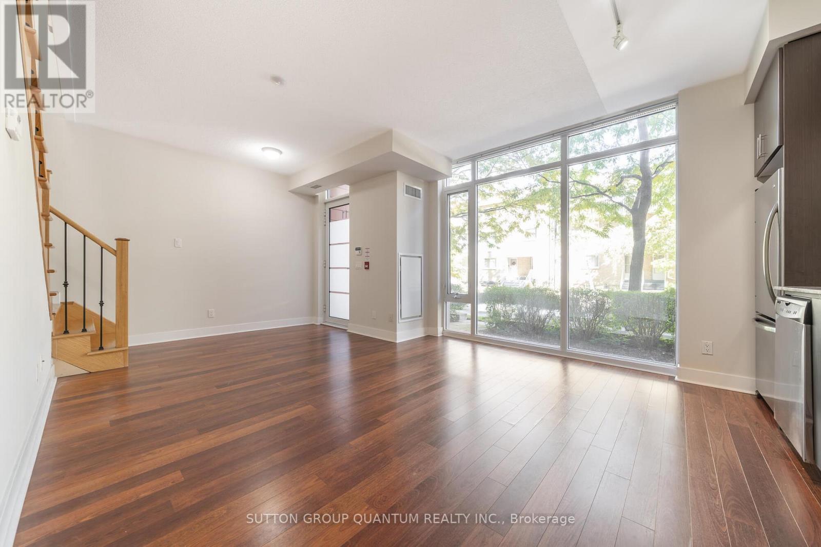 Th111 - 90 Stadium Road, Toronto, Ontario  M5V 3W5 - Photo 8 - C12475103
