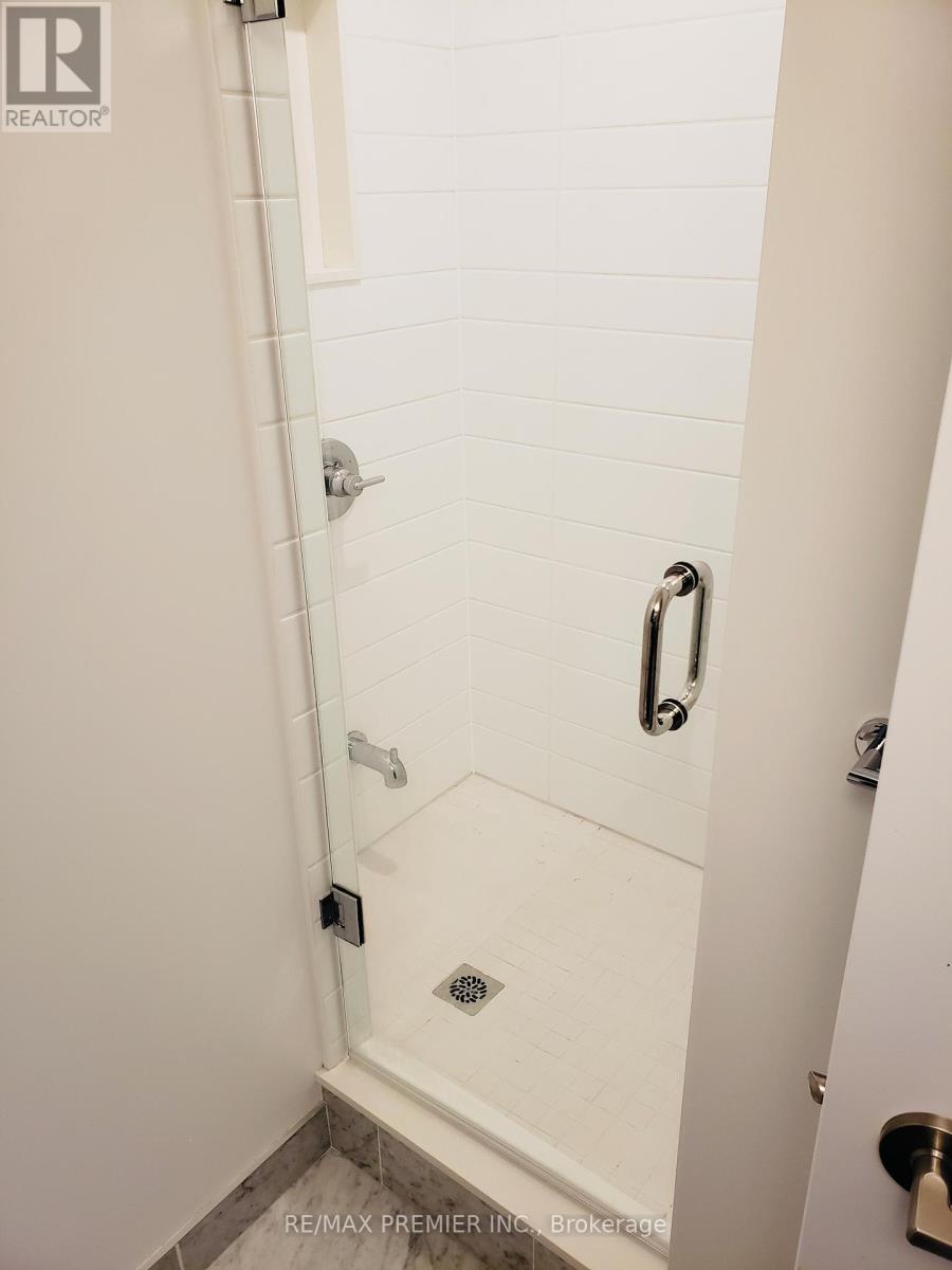 2204 - 38 Iannuzzi Street, Toronto (Niagara), Ontario  M5V 0S2 - Photo 14 - C12475113