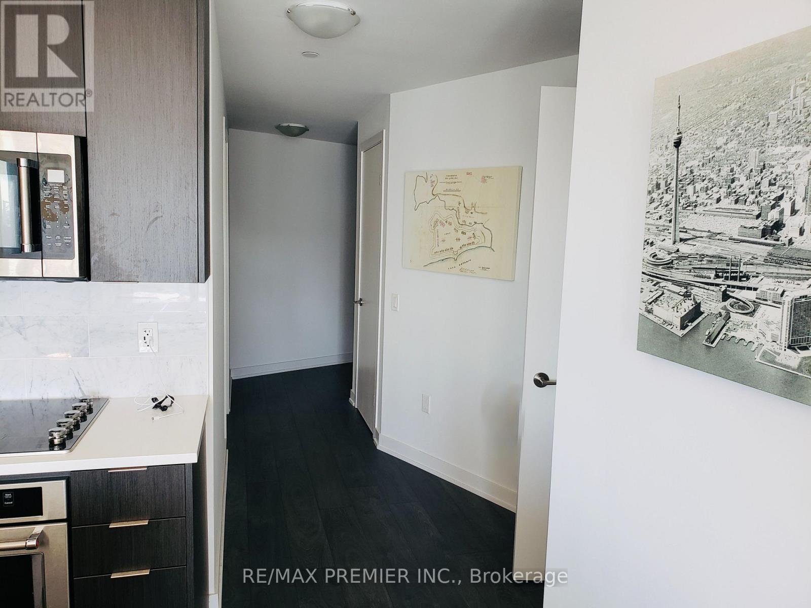 2204 - 38 Iannuzzi Street, Toronto (Niagara), Ontario  M5V 0S2 - Photo 5 - C12475113