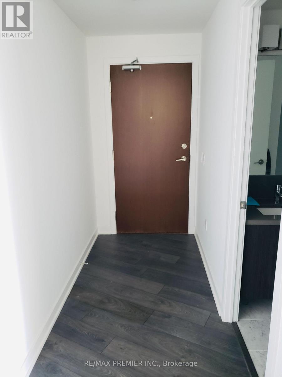 2204 - 38 Iannuzzi Street, Toronto (Niagara), Ontario  M5V 0S2 - Photo 7 - C12475113