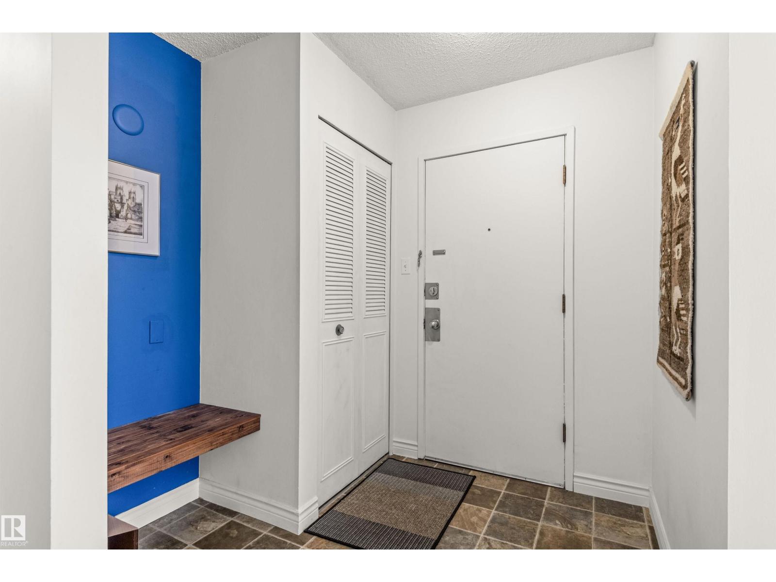 #402 10725 111 St Nw, Edmonton, Alberta  T5H 3G2 - Photo 3 - E4462770