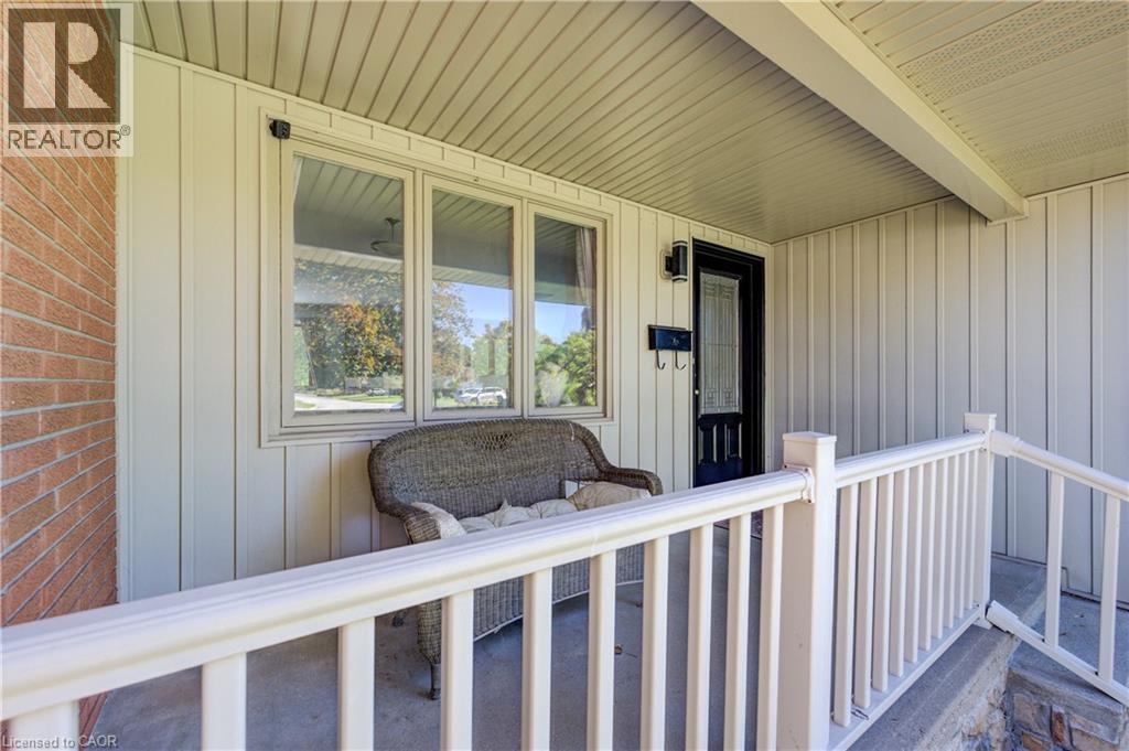 Property at 26 ESTHER Avenue image 3