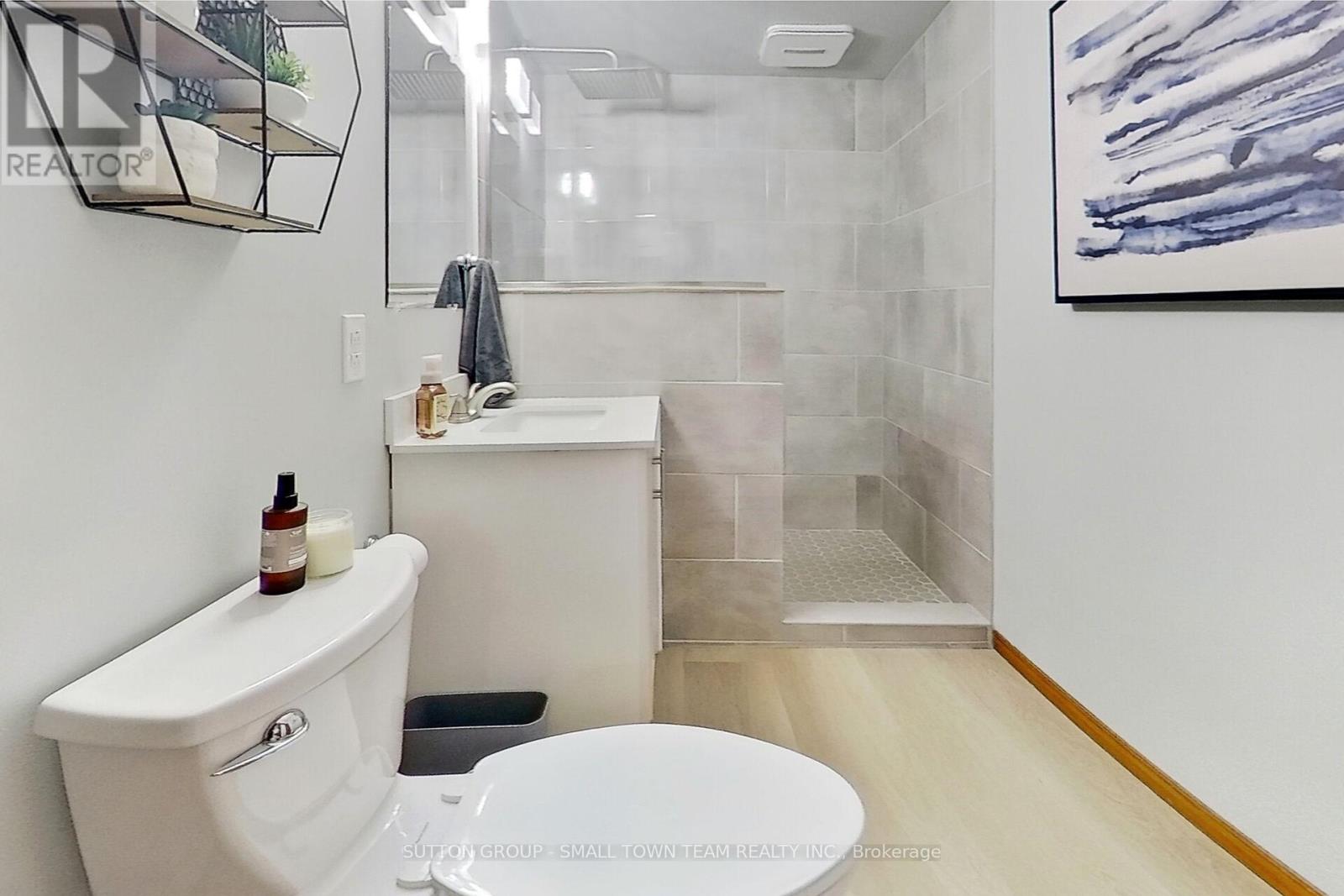 510 Albert Street, South Huron, Ontario  N0M 1S1 - Photo 28 - X12474364