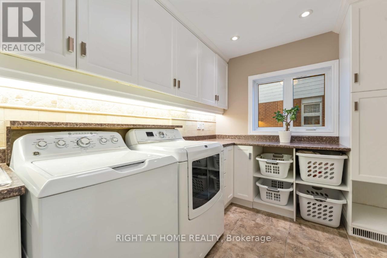 50 Rosenfeld Crescent, Ottawa, Ontario  K2K 2L2 - Photo 22 - X12453928