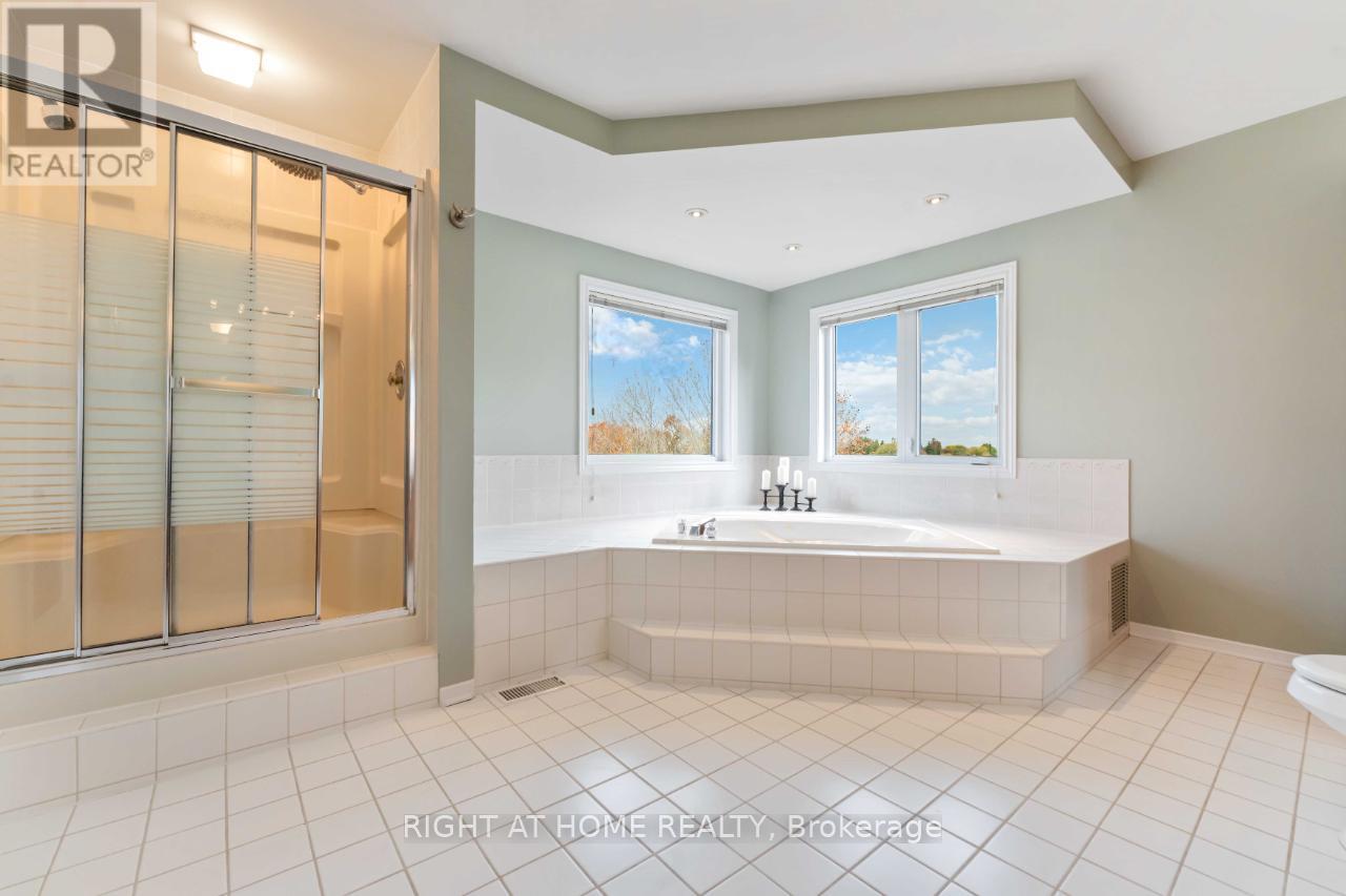 50 Rosenfeld Crescent, Ottawa, Ontario  K2K 2L2 - Photo 30 - X12453928
