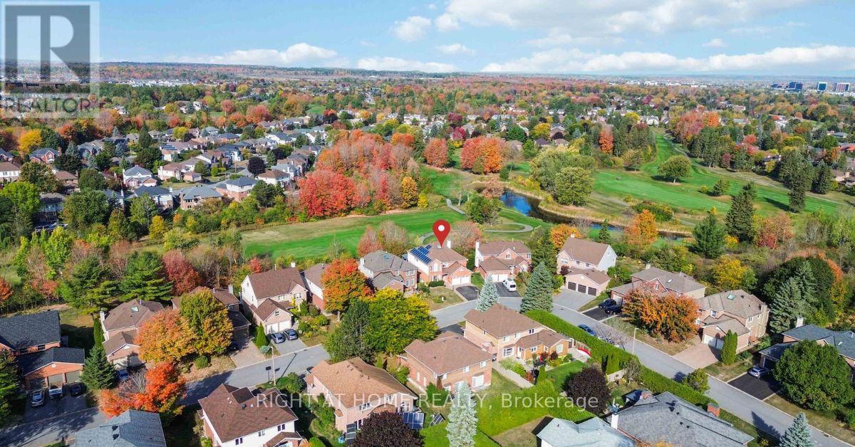 50 Rosenfeld Crescent, Ottawa, Ontario  K2K 2L2 - Photo 3 - X12453928