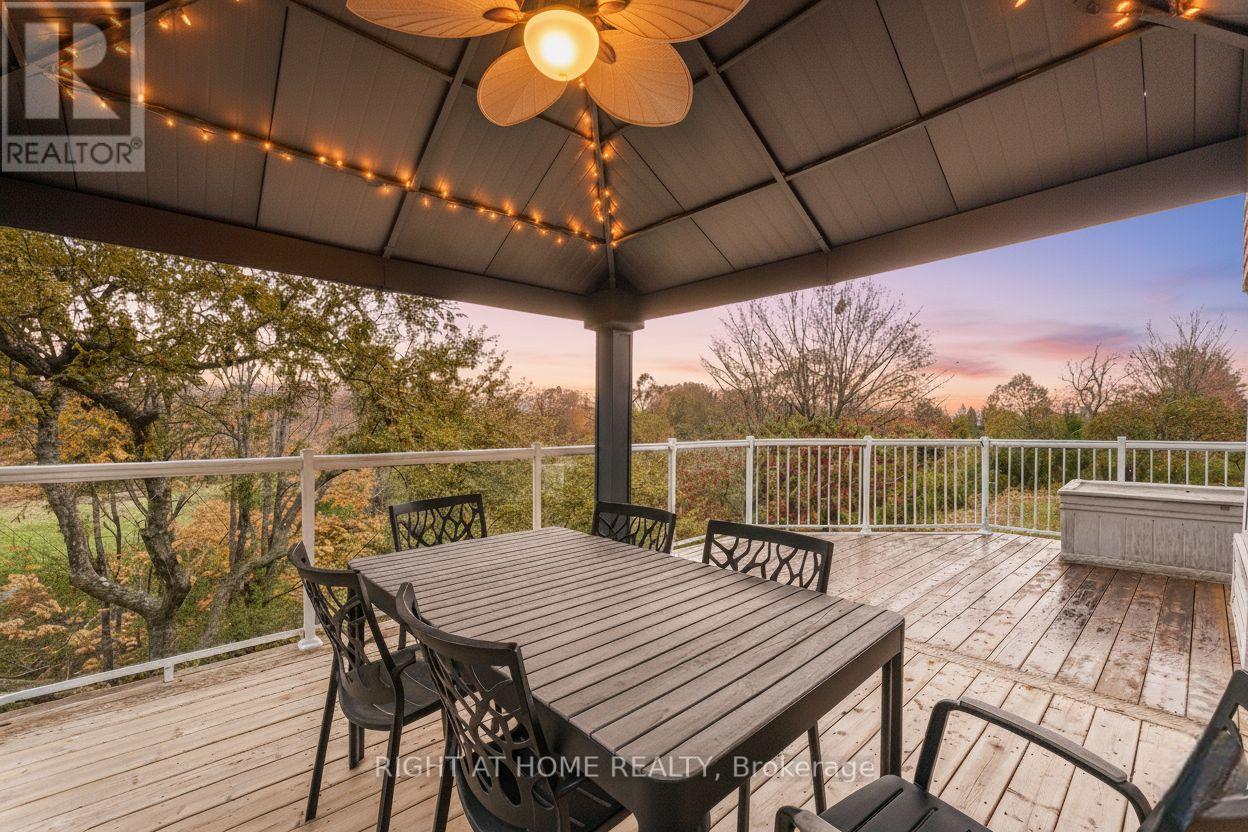 50 Rosenfeld Crescent, Ottawa, Ontario  K2K 2L2 - Photo 45 - X12453928