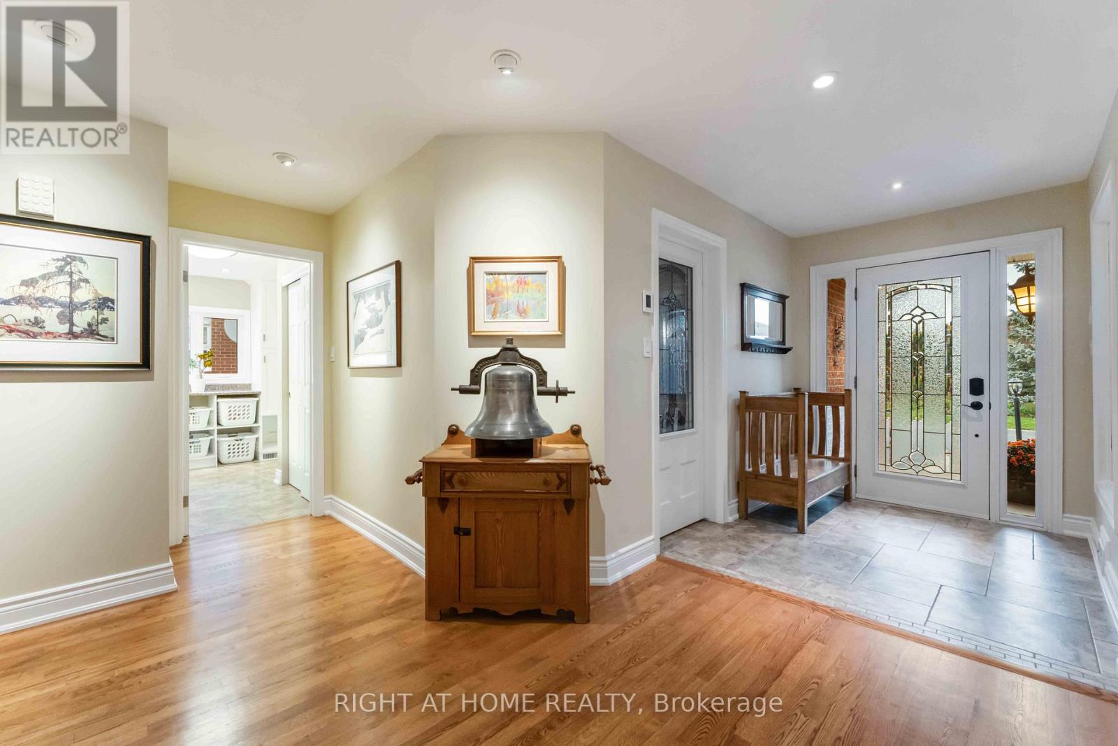 50 Rosenfeld Crescent, Ottawa, Ontario  K2K 2L2 - Photo 6 - X12453928