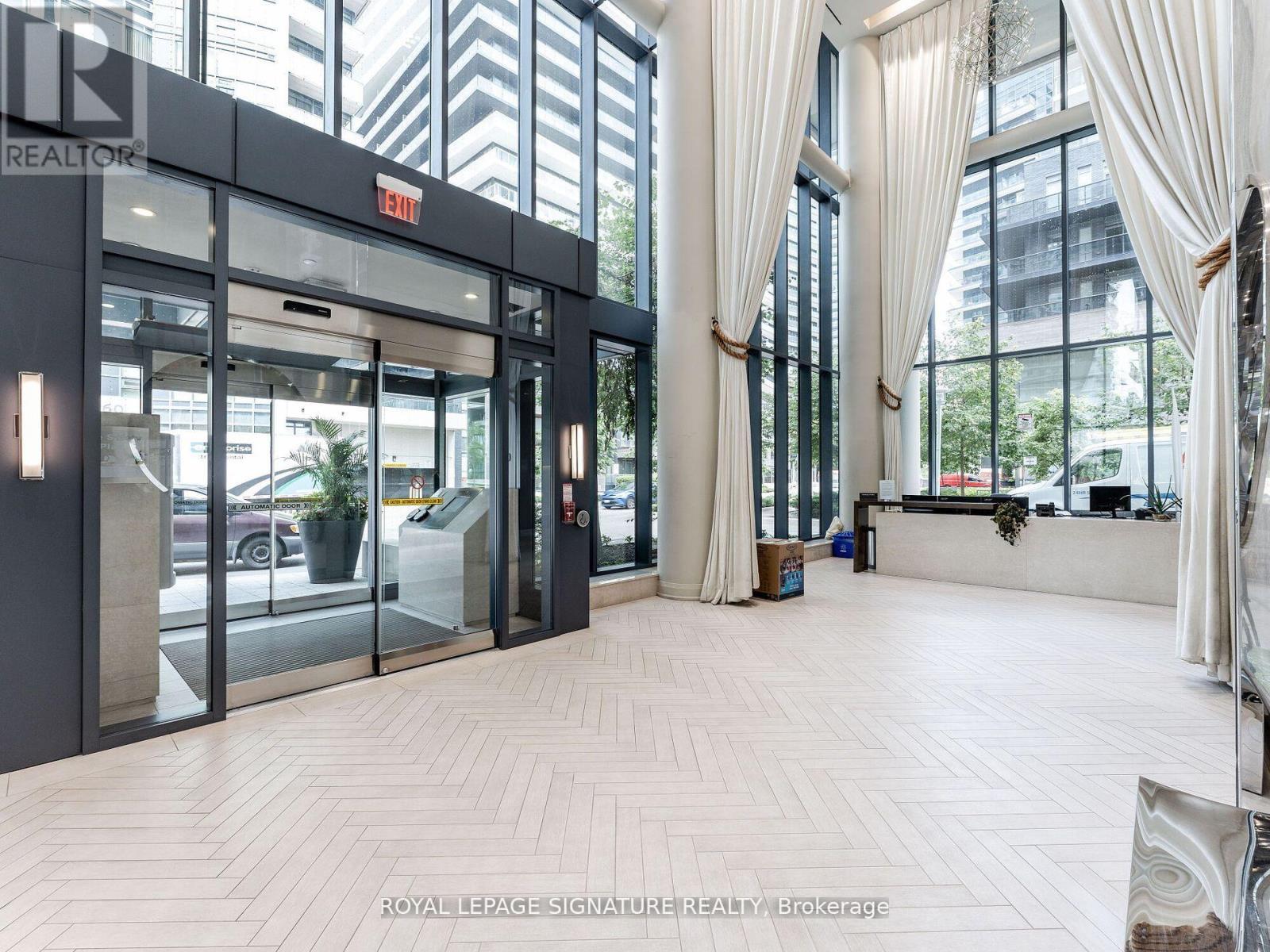 704 - 59 Annie Craig Drive, Toronto, Ontario  M8V 0C4 - Photo 4 - W12475110
