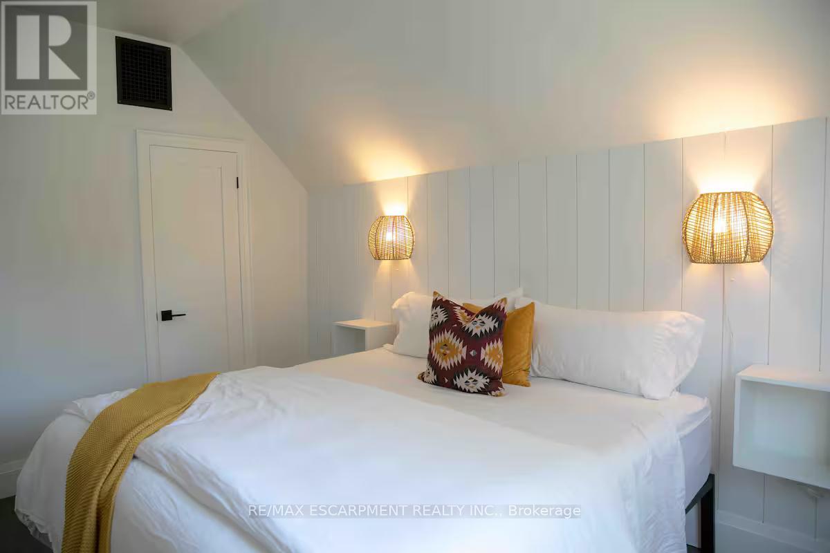 91 Jerseyville Road E, Hamilton, Ontario  L9G 1K3 - Photo 35 - X12475112