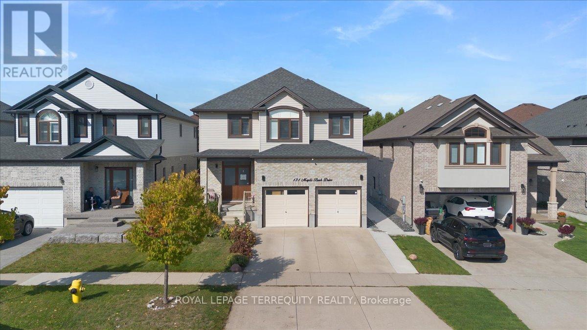 131 MAPLE BUSH DRIVE, Cambridge, Ontario