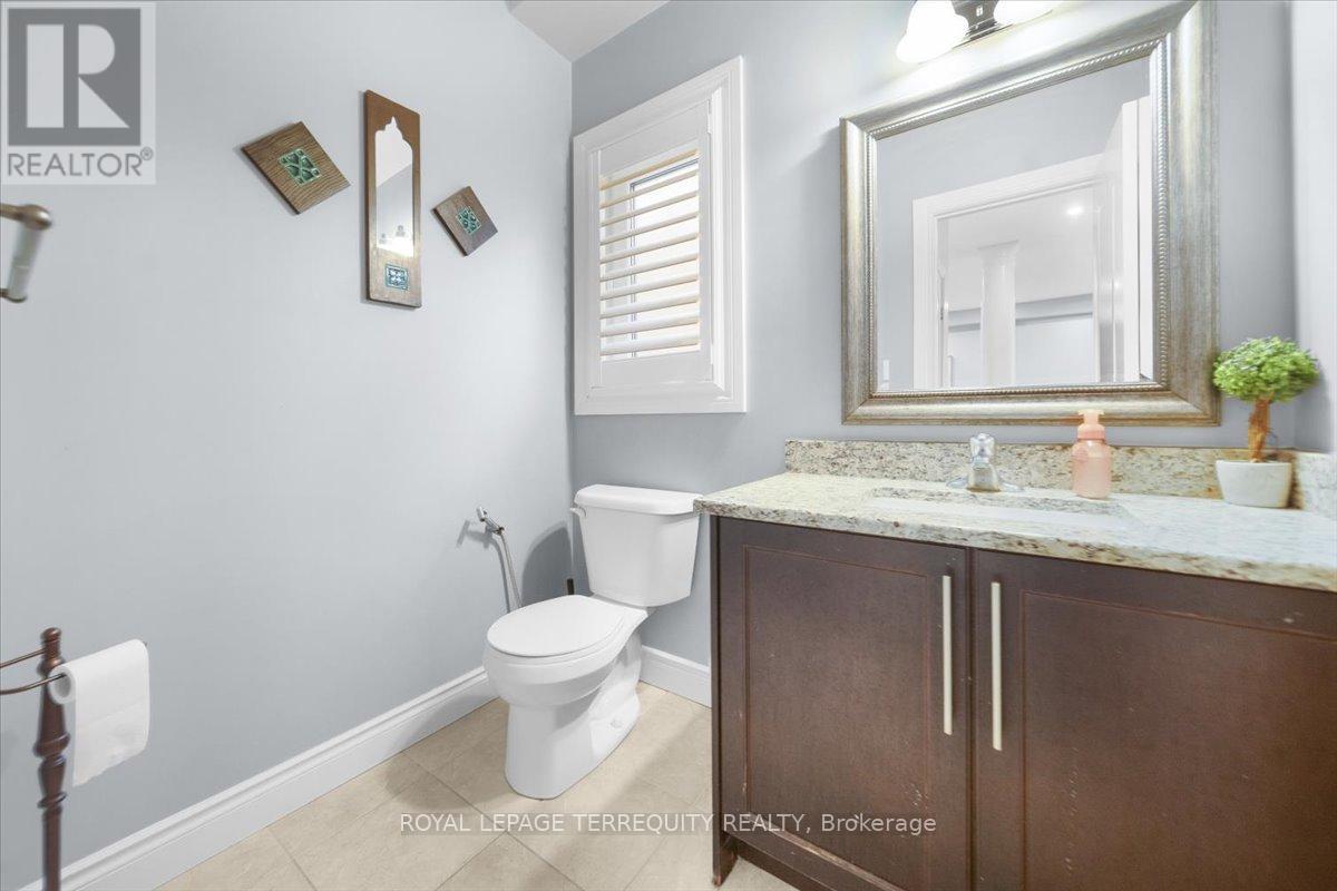 131 Maple Bush Drive, Cambridge, Ontario  N1T 0B7 - Photo 15 - X12475115