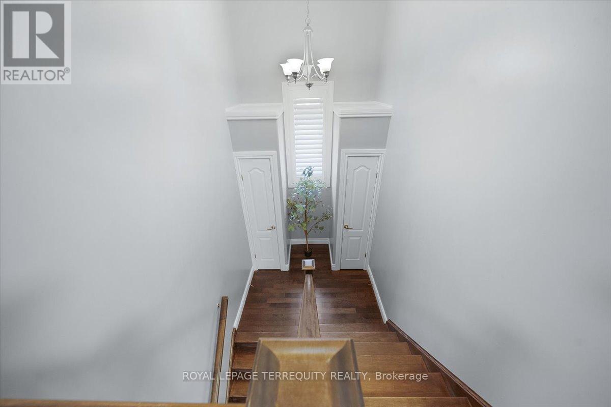 131 Maple Bush Drive, Cambridge, Ontario  N1T 0B7 - Photo 18 - X12475115